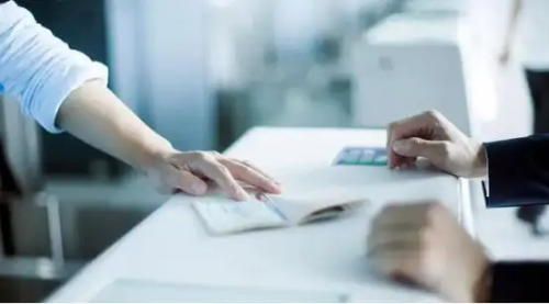 主要研究者想要臨床試驗(yàn)數(shù)據(jù)做額外數(shù)據(jù)分析，能給他嗎？(圖1)